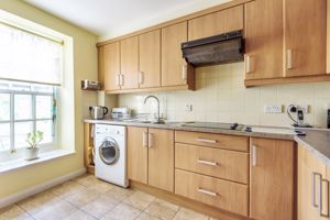 Kitchen- click for photo gallery